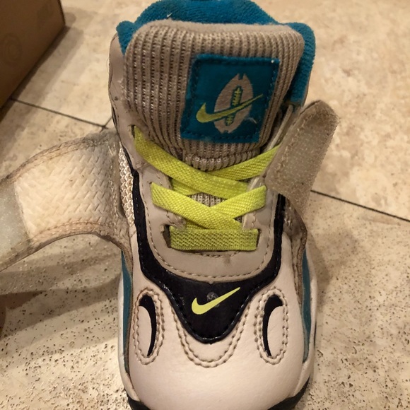 Nike Speed Turf size 5.5C - Picture 6 of 7